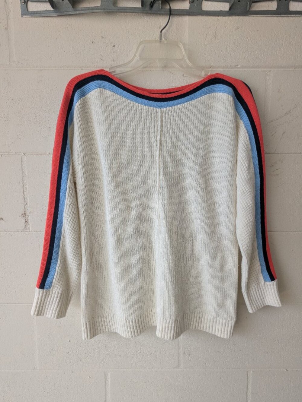 T by Talbots Pullover Knit Sweater Boat Neckline White Navy Blue Red